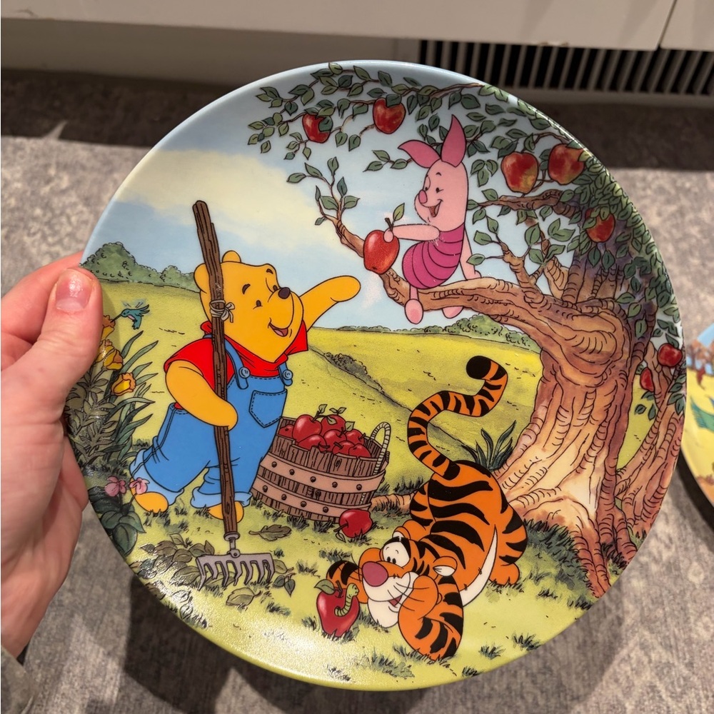 Winnie the Pooh Decorative Plate “Fun In The 100 Acre Woods” An Apple for you